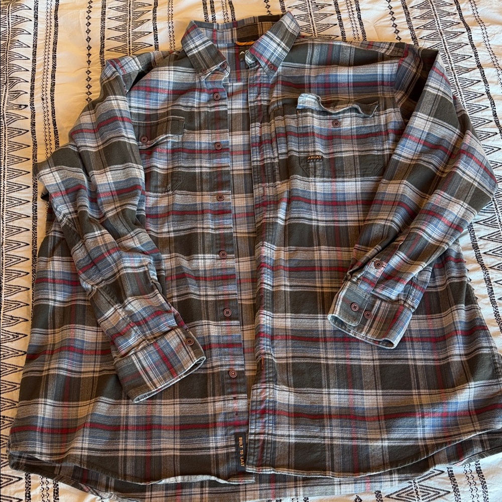 Ariat Plaid Shirt Jacket - Gray and Red